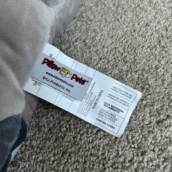 Disney Dumbo Pillow Pet - NWT - Picture 7 of 7